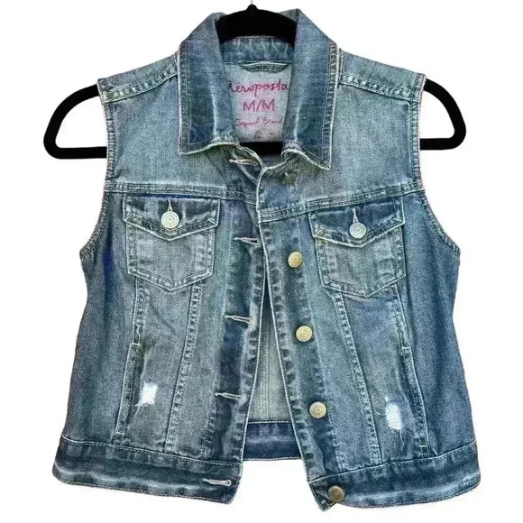 Aeropostale Jackets & Blazers - Distressed denim cropped jean vest junior’s size M